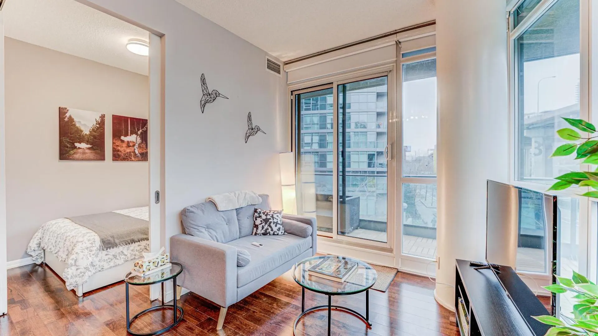 Prime City Pad 2 Bedroom With Cn Tower View 多伦多 公寓