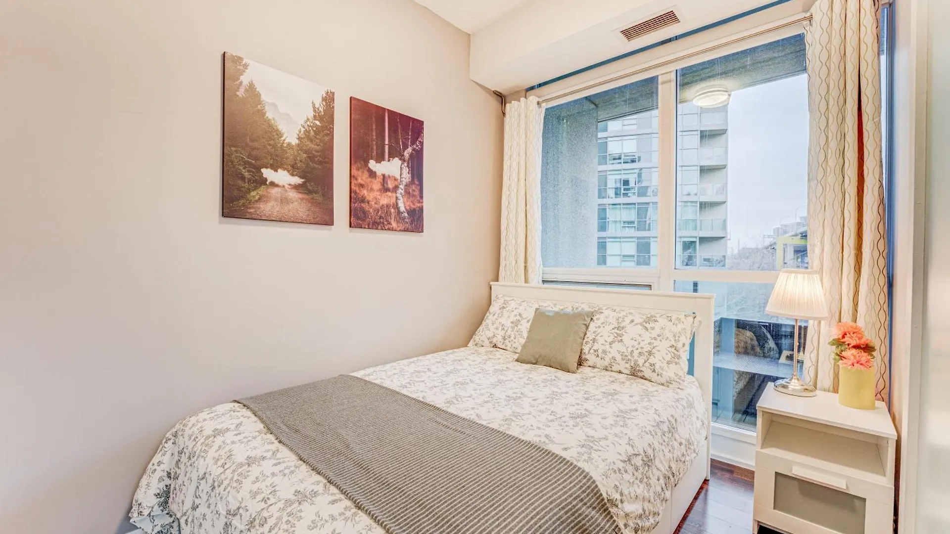 Prime City Pad 2 Bedroom With Cn Tower View Toronto