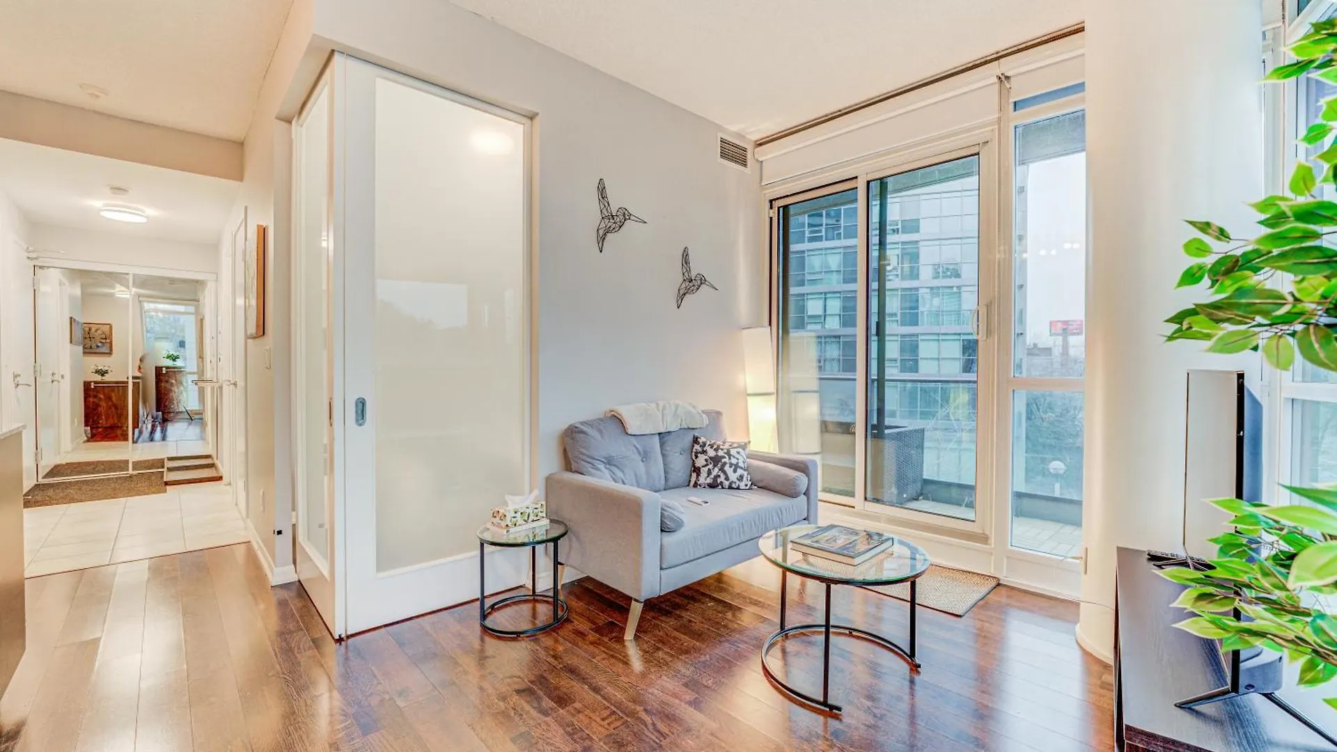 Prime City Pad 2 Bedroom With Cn Tower View Toronto